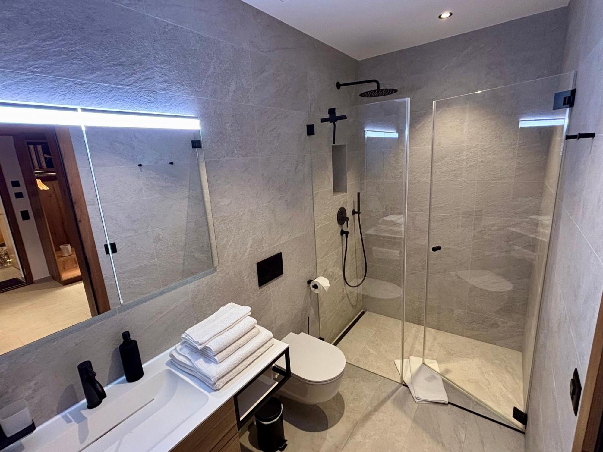 Coral Und Zermatter Stadel Apartamento Zermatt